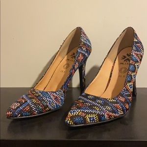 Xilo woven pumps stitching embroider